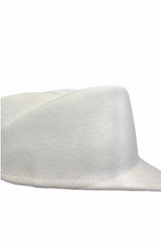 Added Flavor 103018 - off white*