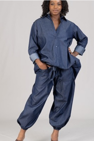 Just Hanging Out 073049 - denim