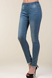 021577 - denim small/medium only great stretch