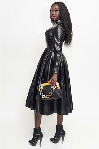 Dreaming 101583 - black (NOW $29.99)*