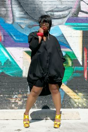 Just Hanging Out 073049 - black*