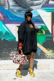 Just Hanging Out 073049 - black*