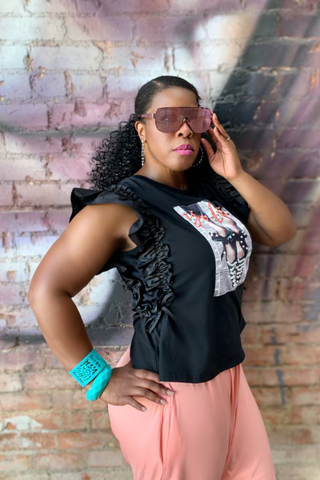 Girlie Flavor 080333 - black and red newspaper top