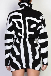 Eye catching 100152 - black and white