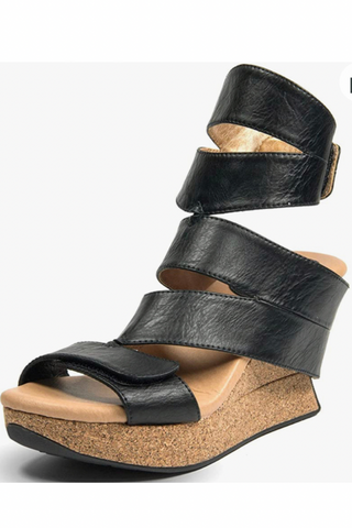 Split Decision 081307 - beige gold and black