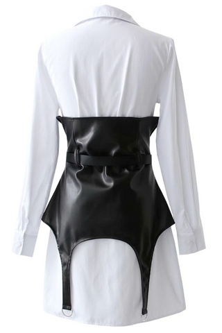 In a World of Trends 061558 - white and black